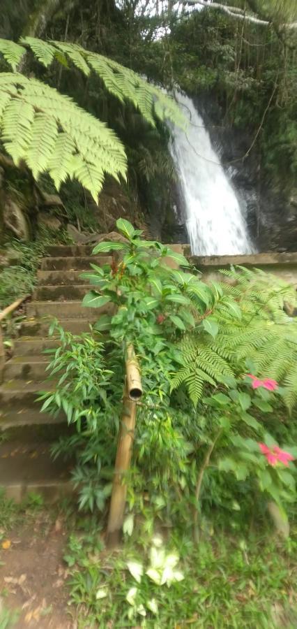 Hidayah Homestay Kelimutu Esterno foto