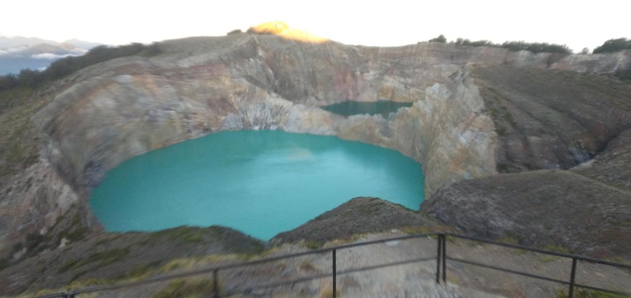 Hidayah Homestay Kelimutu Esterno foto