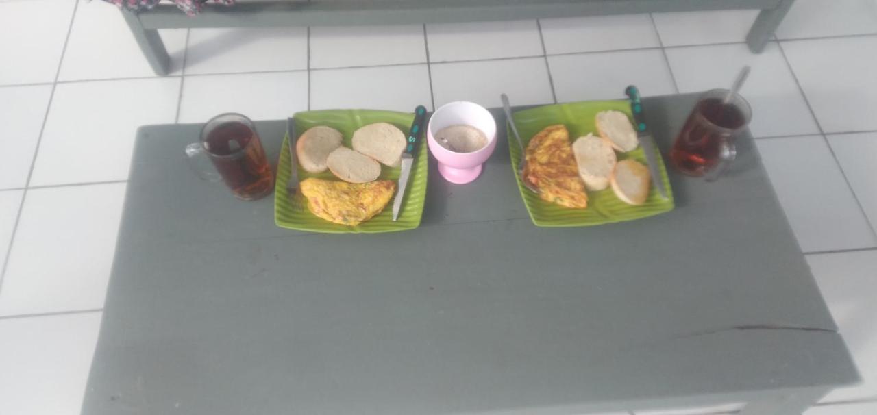 Hidayah Homestay Kelimutu Esterno foto