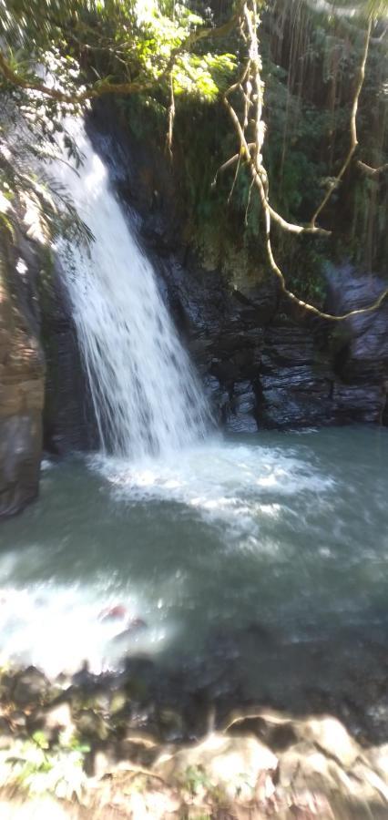 Hidayah Homestay Kelimutu Esterno foto