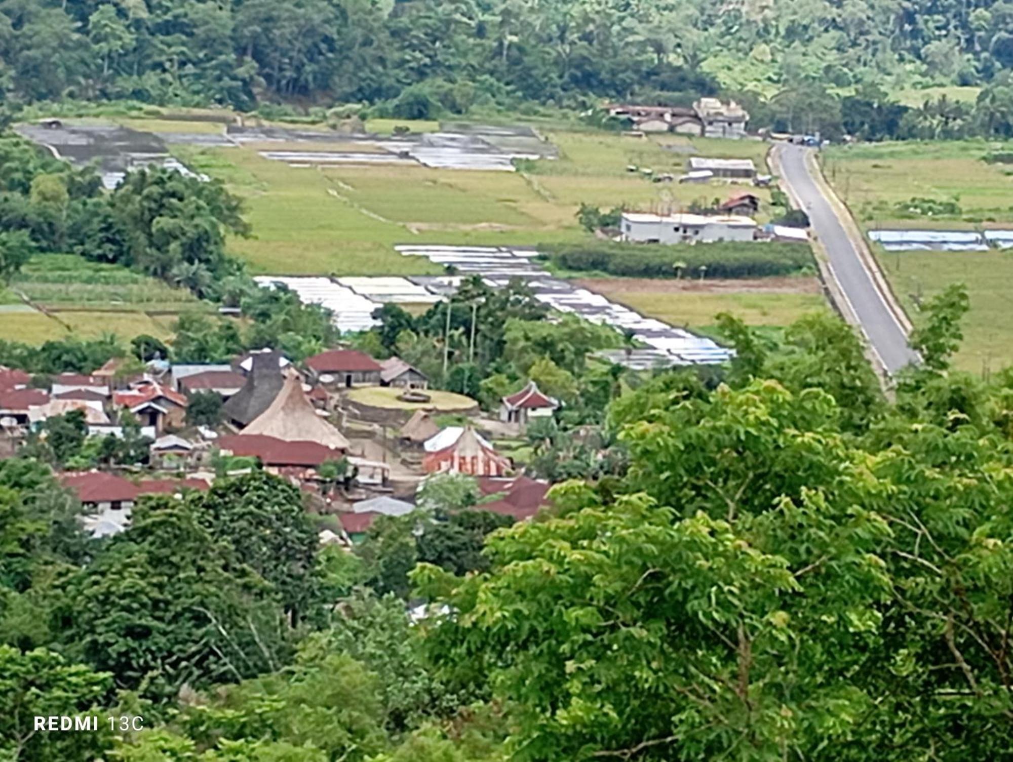 Hidayah Homestay Kelimutu Camera foto